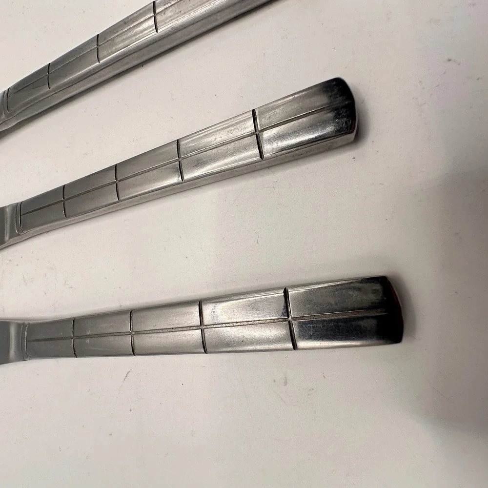 Cambridge Landscape Silversmiths Stainless Steel Dinner Knife Grid Pattern 9